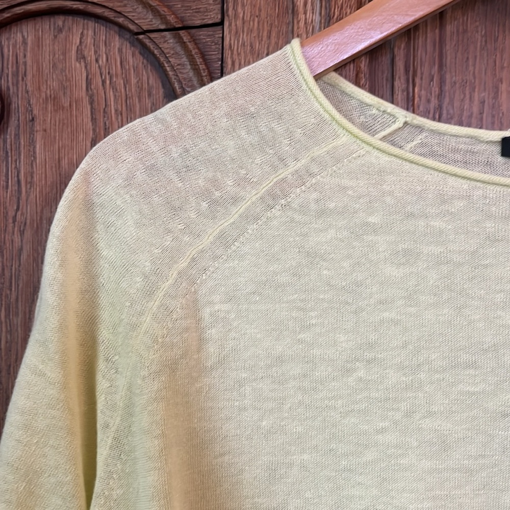 Eileen Fisher Linen/Cotton Bend Short Sleeve Shirt. - Picture 5 of 8